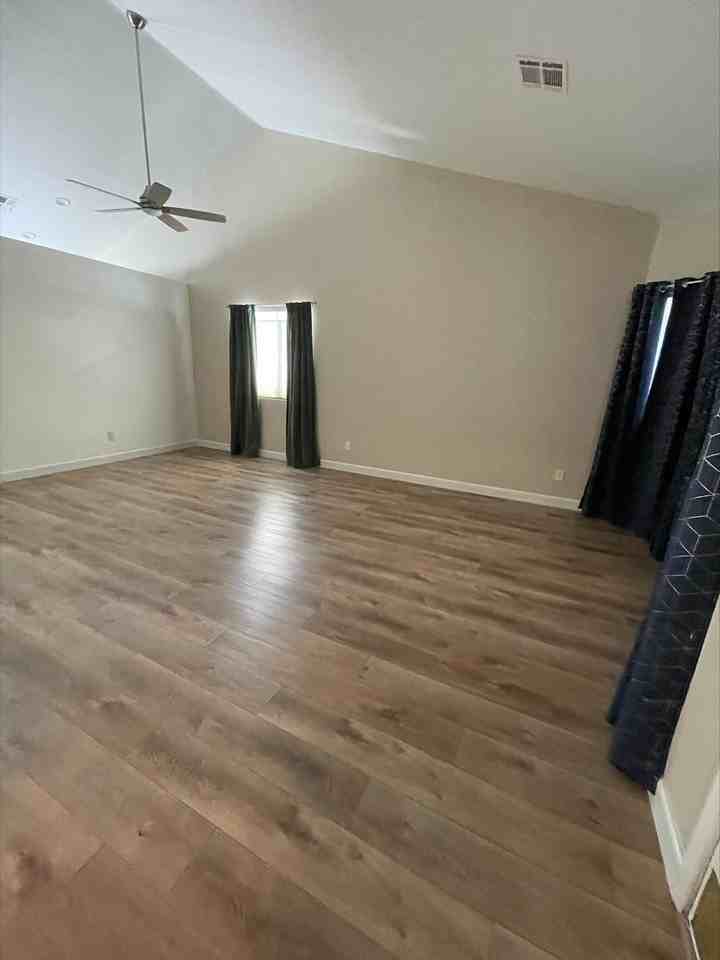 3674 Soothing Surf Dr - Photo 5 of 21