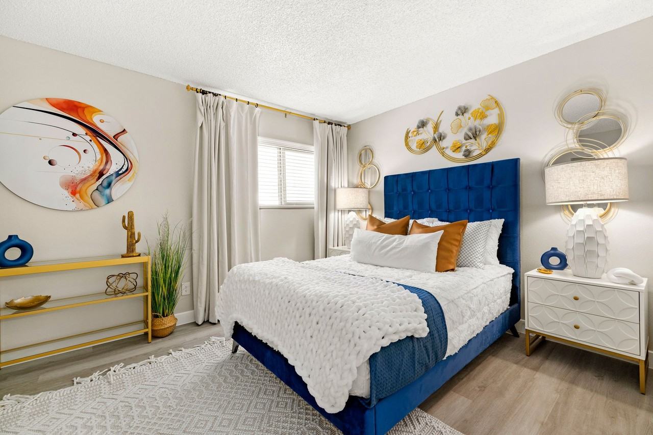 The Halston Apartments - Photo 6 of 24