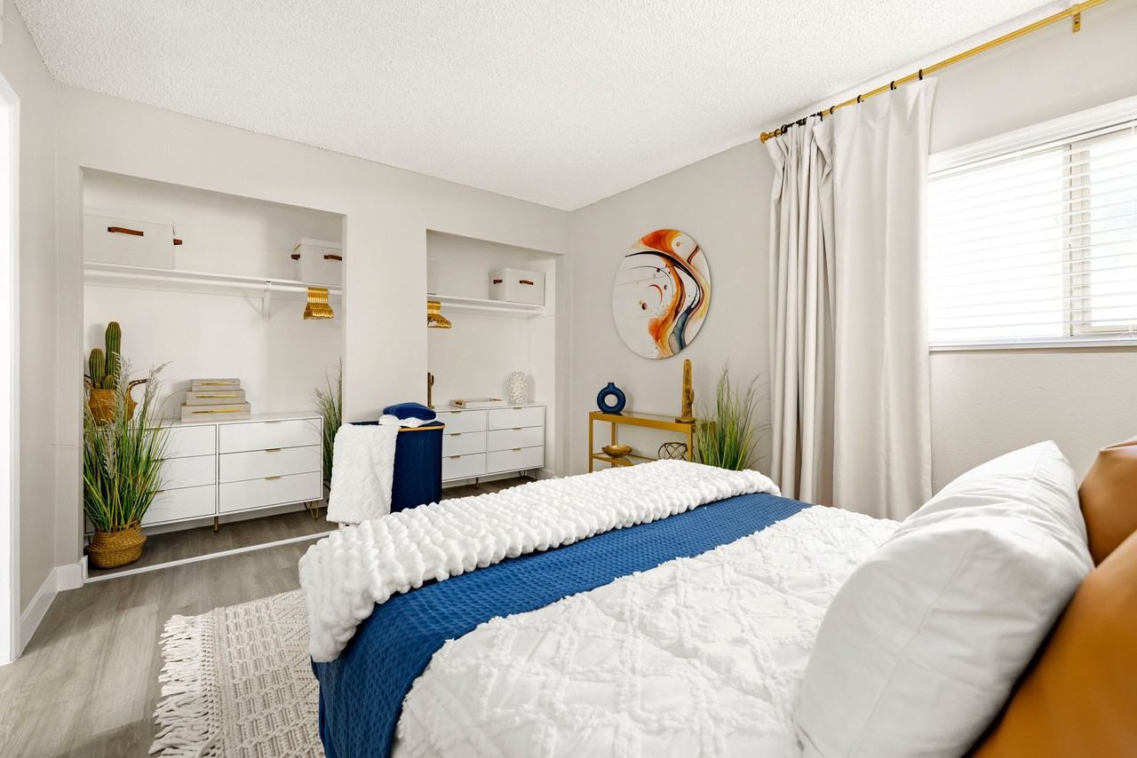 The Halston Apartments - Photo 7 of 24