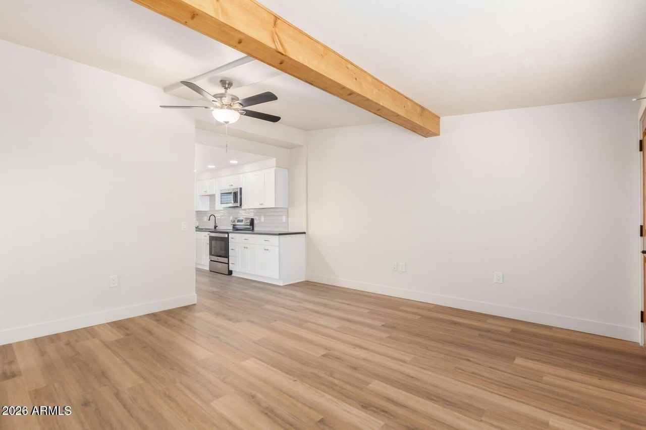 6049 W Laurie Ln #7 - Photo 4 of 16
