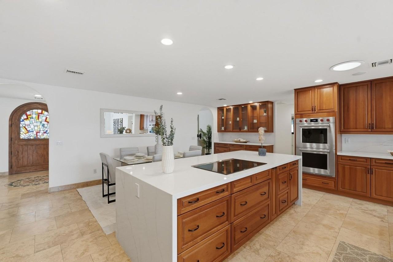 6302 E Cochise Rd - Photo 6 of 50