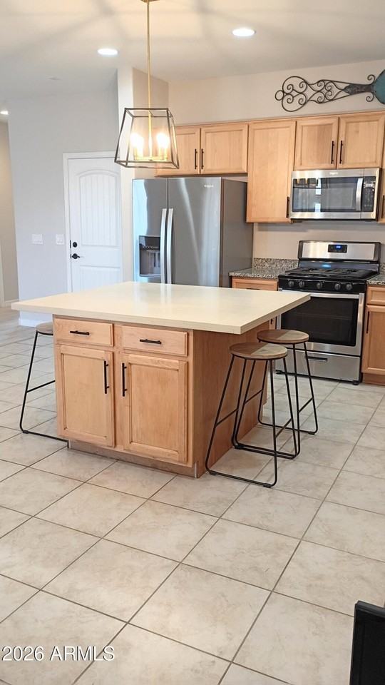 8746 W Solano Dr - Photo 7 of 31