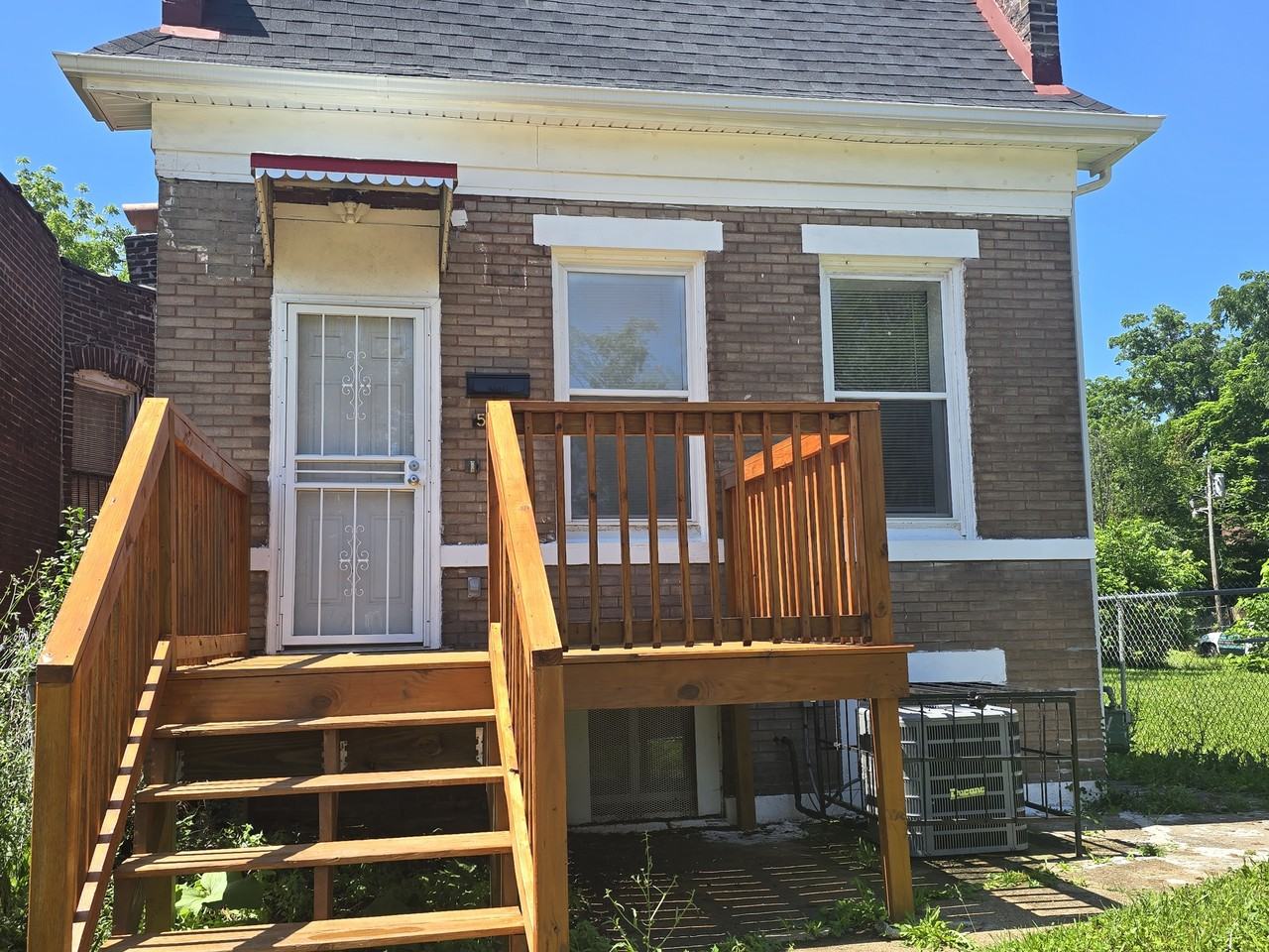 5608 Wabada Ave #1 - Photo 2 of 11