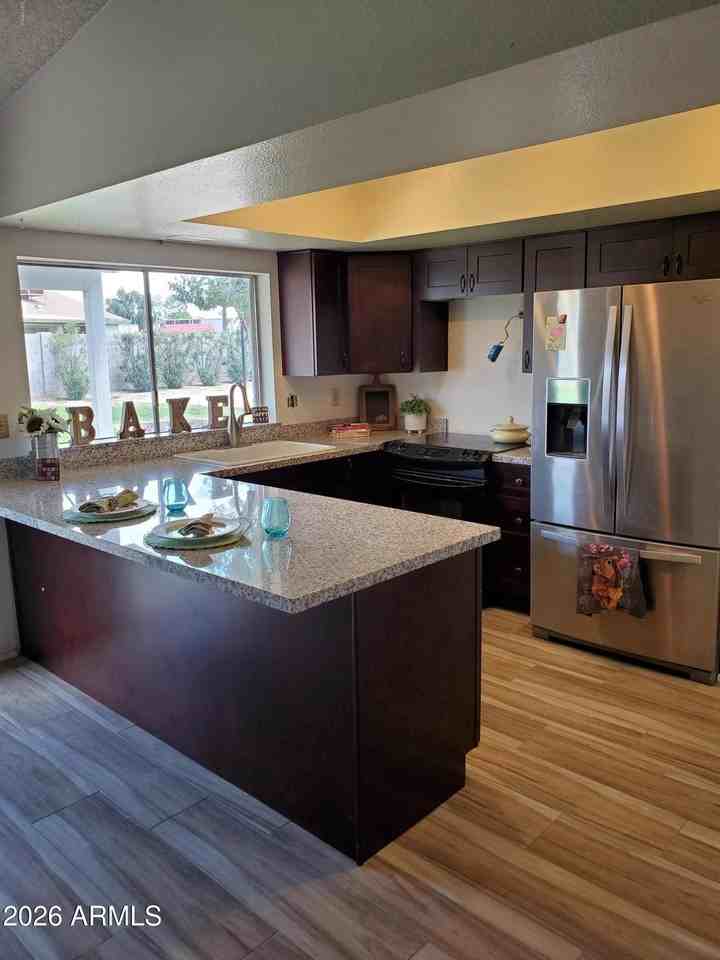 3510 W Andorra Dr - Photo 3 of 12
