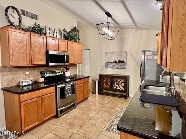 21624 N 46th Pl - Photo 3 of 18
