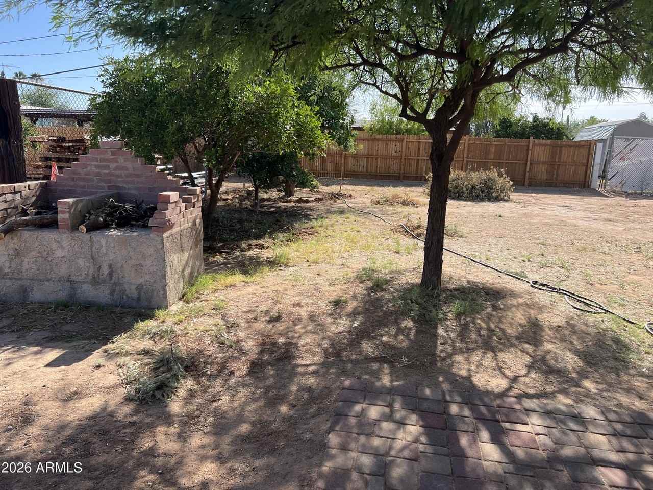 5818 N Tally Ho Ln - Photo 6 of 12