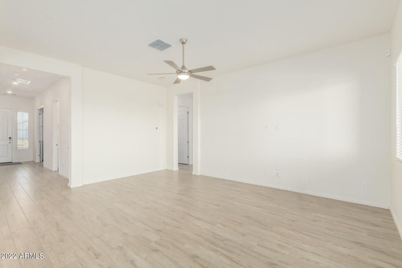 18545 W Chuckwalla Canyon Rd - Photo 6 of 50