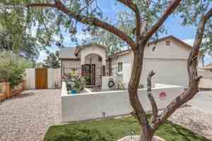 featured image of 2919 W Palm Ln