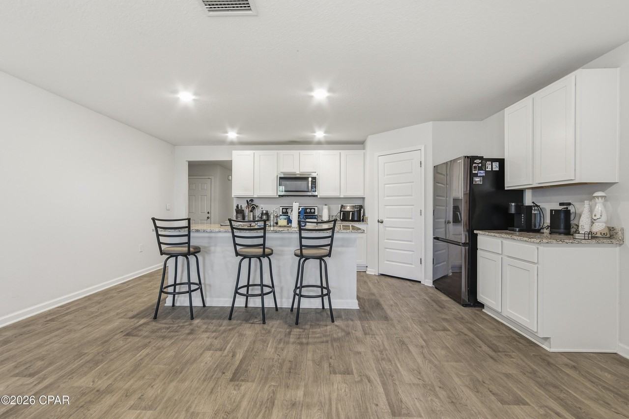 191 Ryder Ln - Photo 5 of 31
