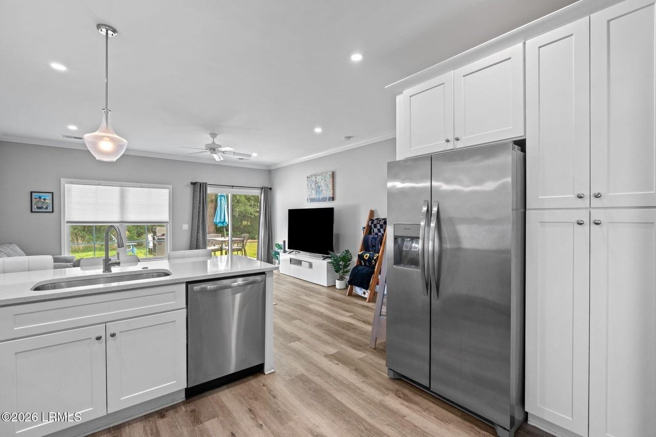 18 Rinkie Rd - Photo 6 of 35