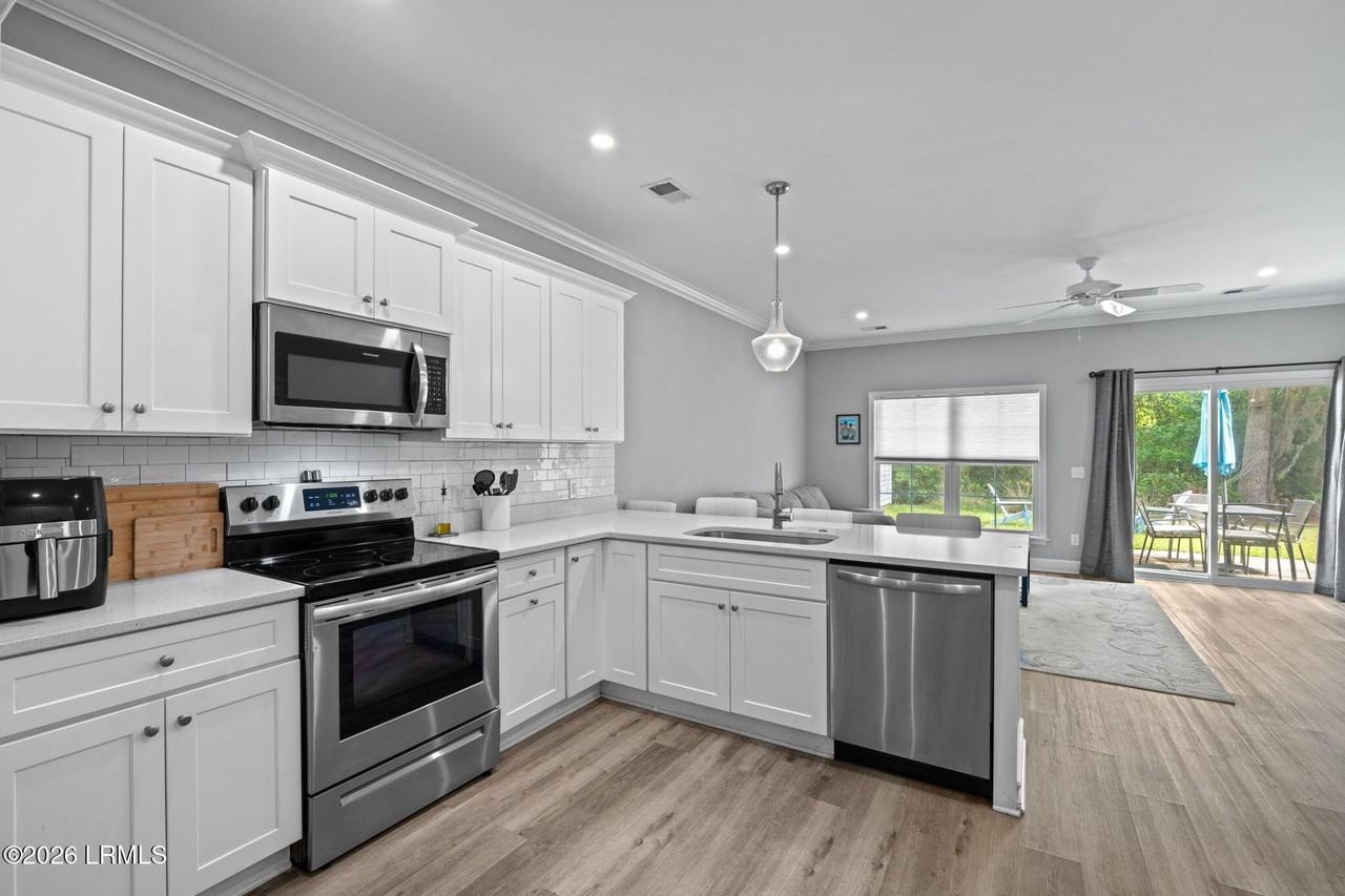 18 Rinkie Rd - Photo 7 of 35