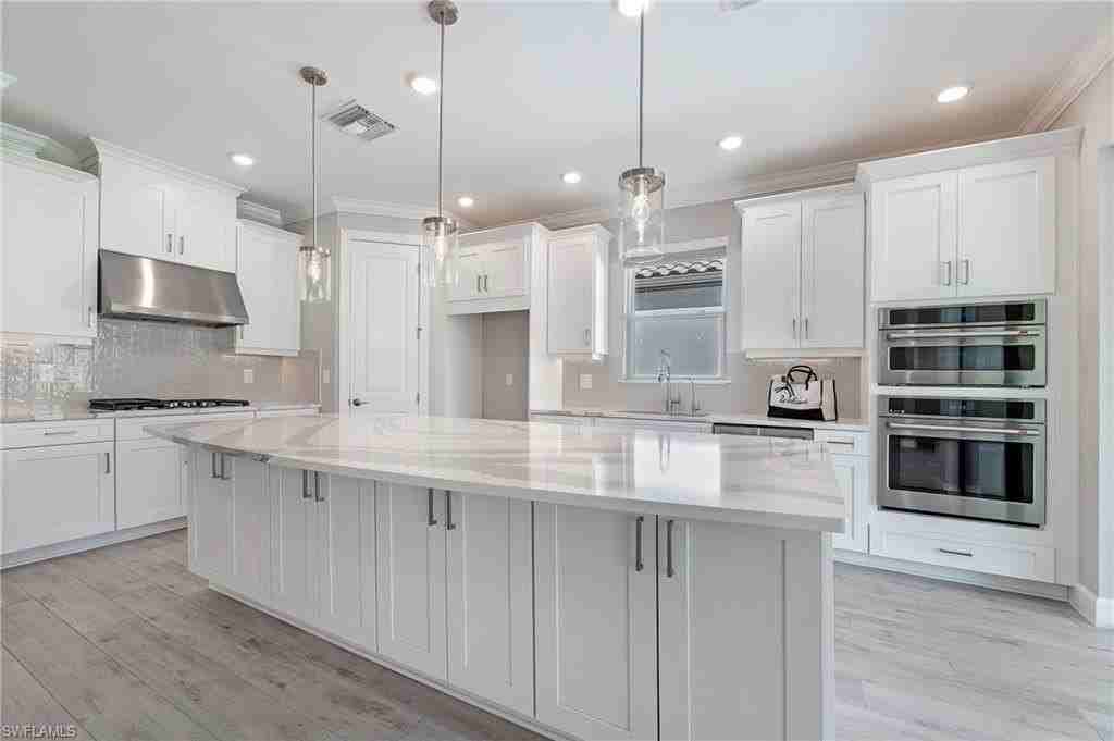 17471 Caravita Ln - Photo 2 of 50