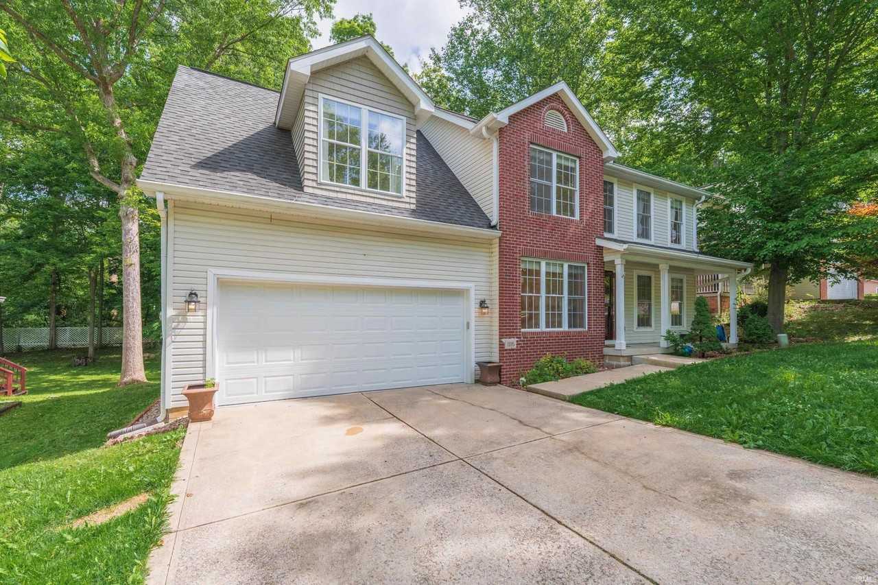 1115 E Azalea Ln - Photo 3 of 32