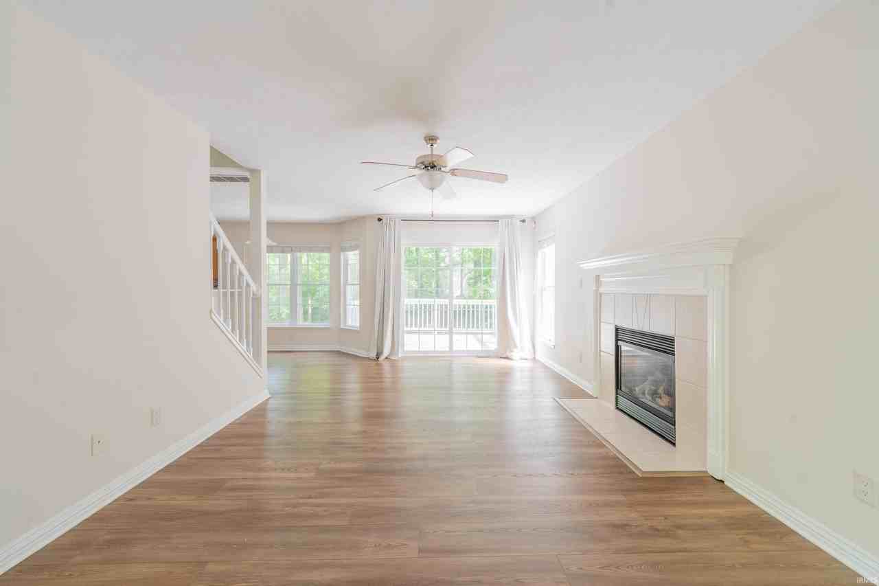 1115 E Azalea Ln - Photo 5 of 32