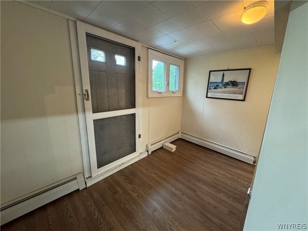 548 Potomac Ave - Photo 6 of 13