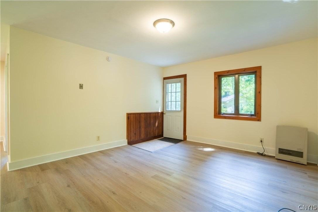 7481 Hoffman Rd - Photo 6 of 42