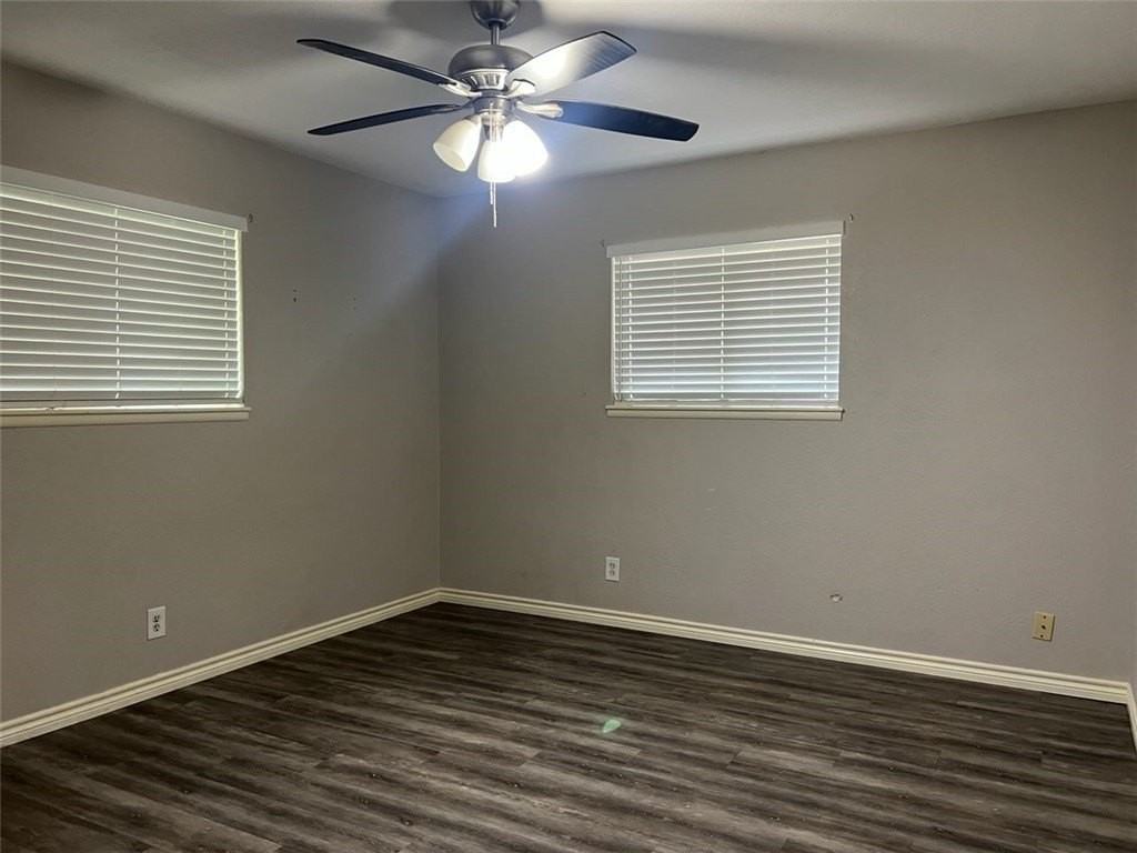 11006 Timbergrove Ln - Photo 4 of 10