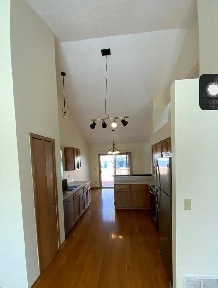 5476 Mirage Dr - Photo 6 of 23