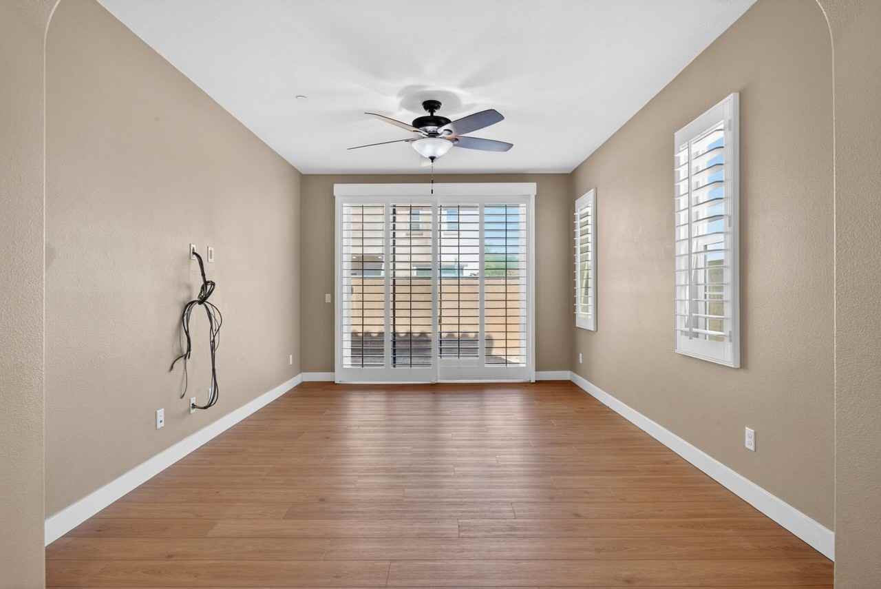 621 Calle Vibrante - Photo 4 of 45