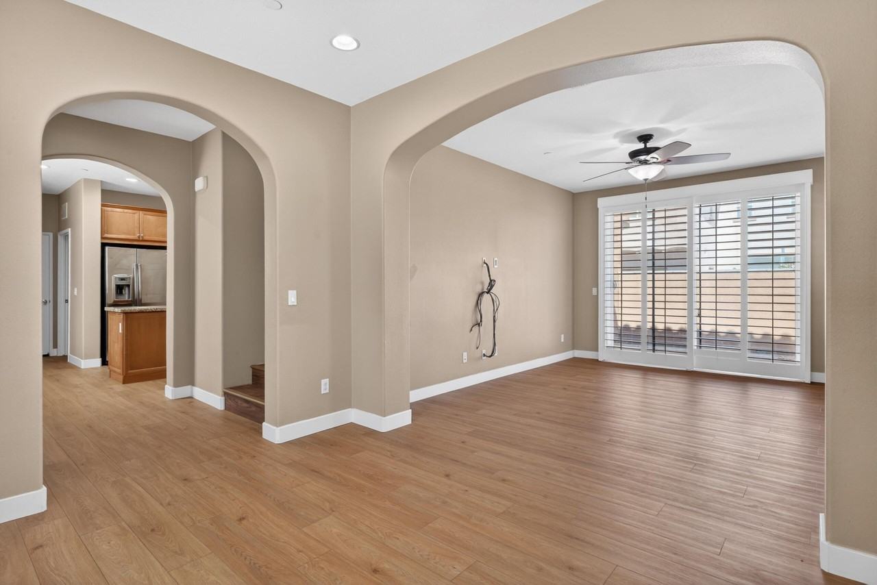 621 Calle Vibrante - Photo 6 of 45