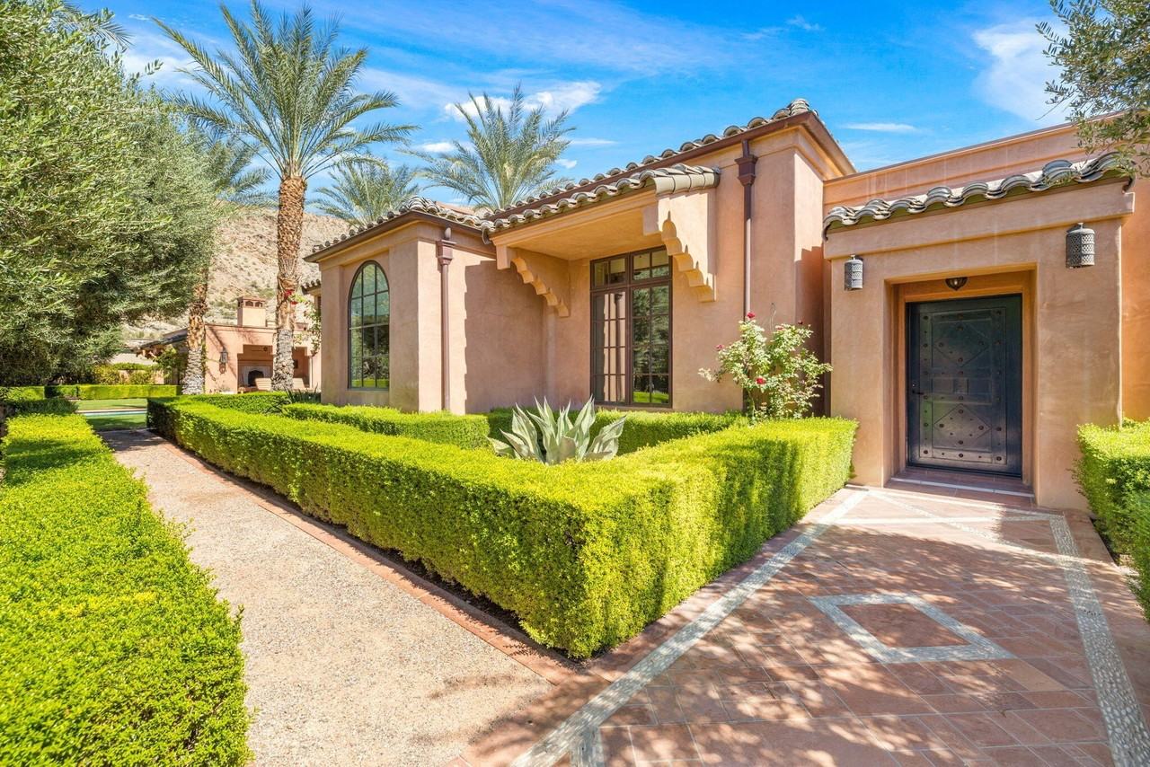 1650 Avenida Sevilla - Photo 4 of 50