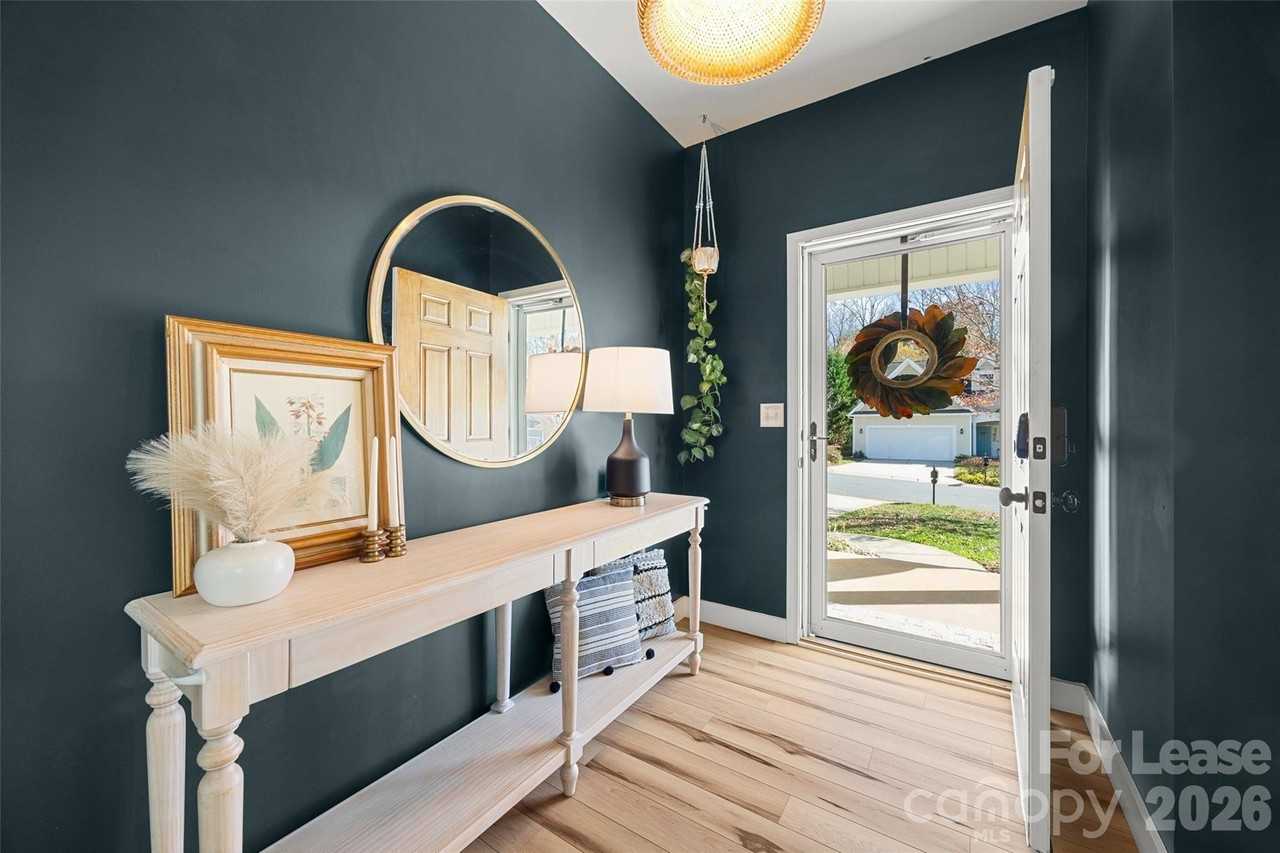1668 Beleek Ridge Ln - Photo 4 of 48