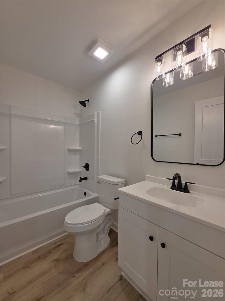 163 Hillcrest Rd - Photo 7 of 13