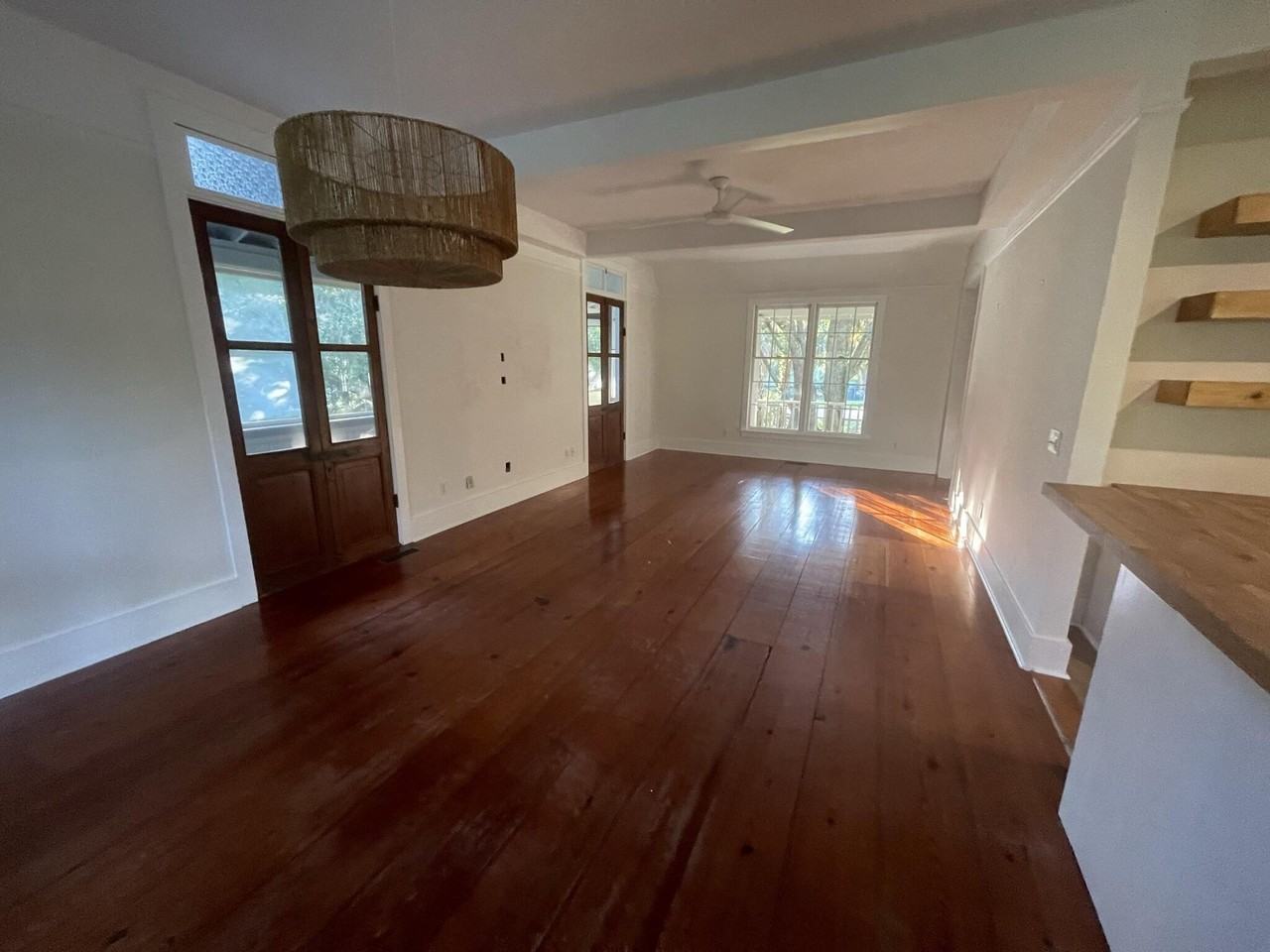 2917 Ion Ave - Photo 5 of 20