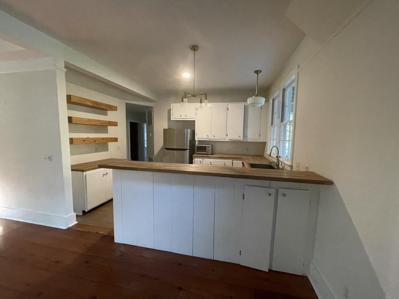 2917 Ion Ave - Photo 7 of 20