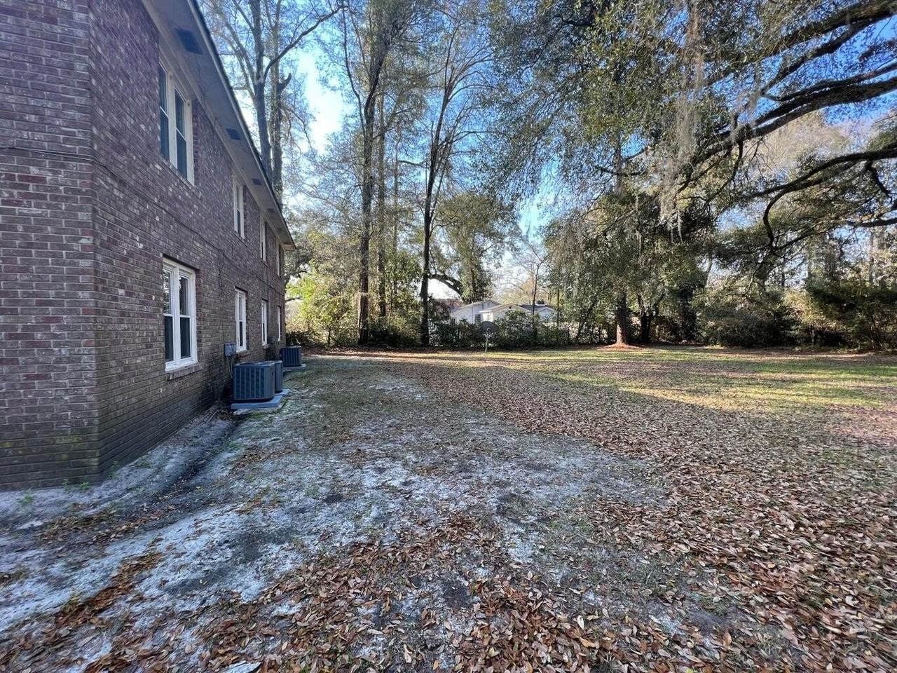 109 N Miller St #A - Photo 2 of 15