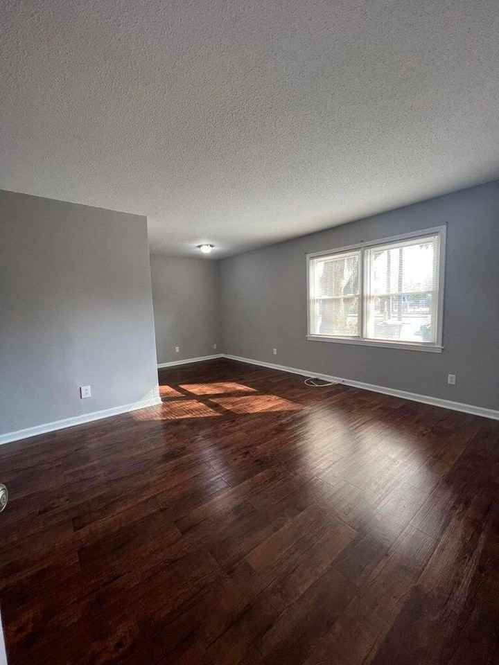 109 N Miller St #A - Photo 4 of 15