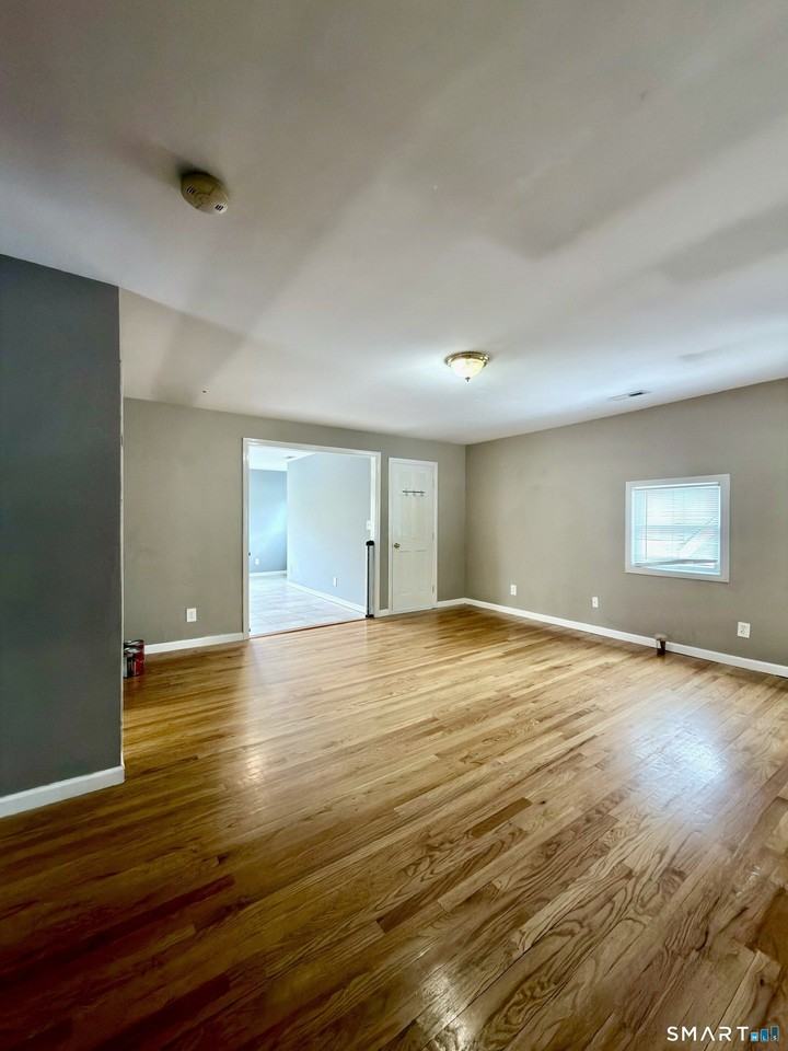 41 Perth St - Photo 2 of 7
