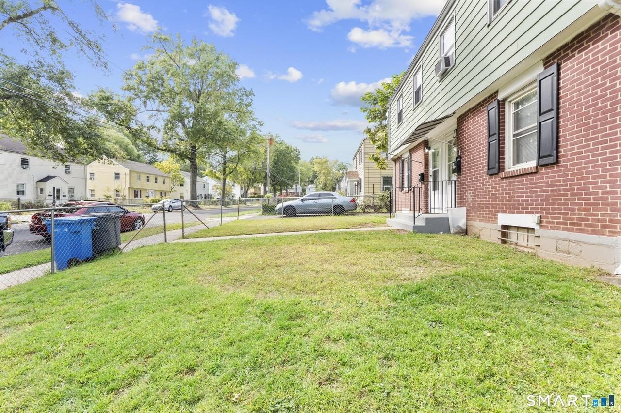 38 Baltic St ## 38 - Photo 2 of 40