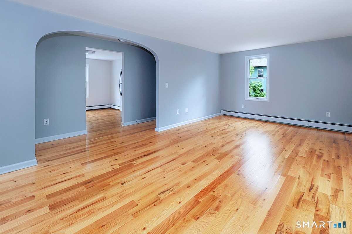 708 Black Rock Tpke - Photo 6 of 12