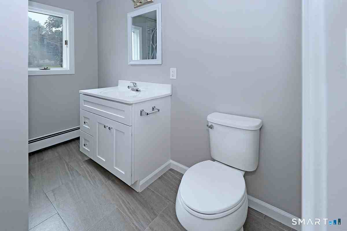 708 Black Rock Tpke - Photo 7 of 12