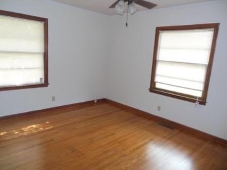 111 Colonial Ave - Photo 3 of 5