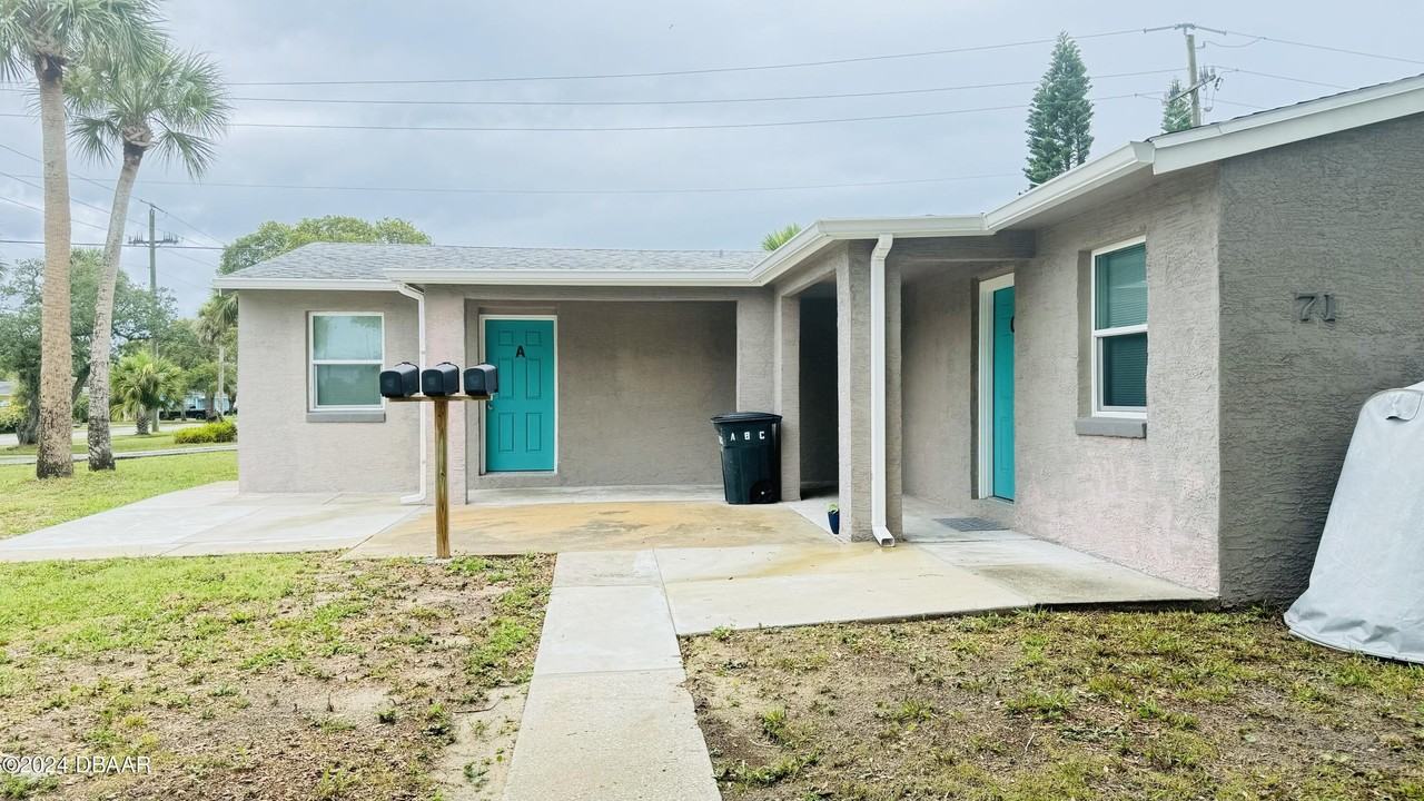 71 Rockefeller Dr #A - Photo 5 of 21