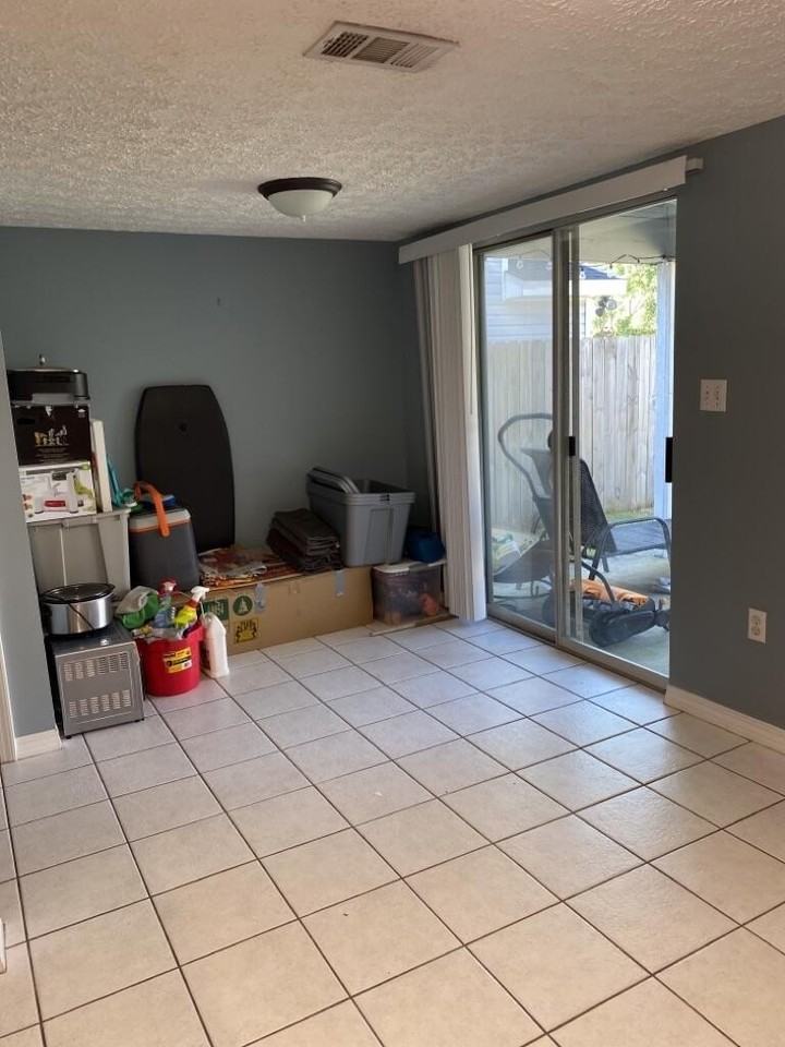 1805 Pointed Leaf Ln - Photo 4 of 10