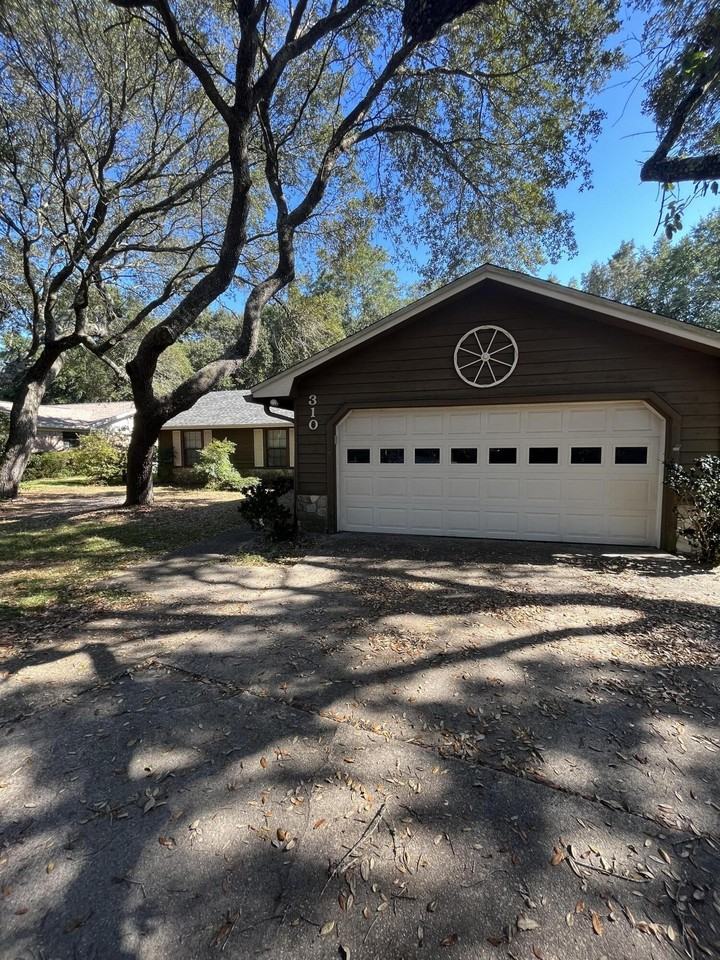 310 Bimini Way - Photo 2 of 20