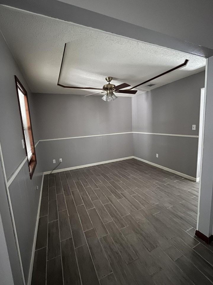 310 Bimini Way - Photo 6 of 20