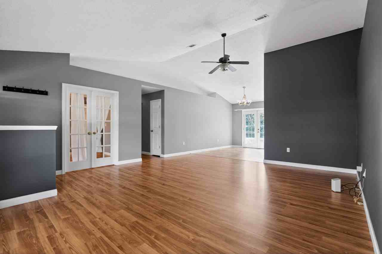 4799 Coronado Cir - Photo 7 of 37