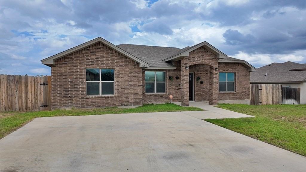 3485 Nicole St - Photo 2 of 28