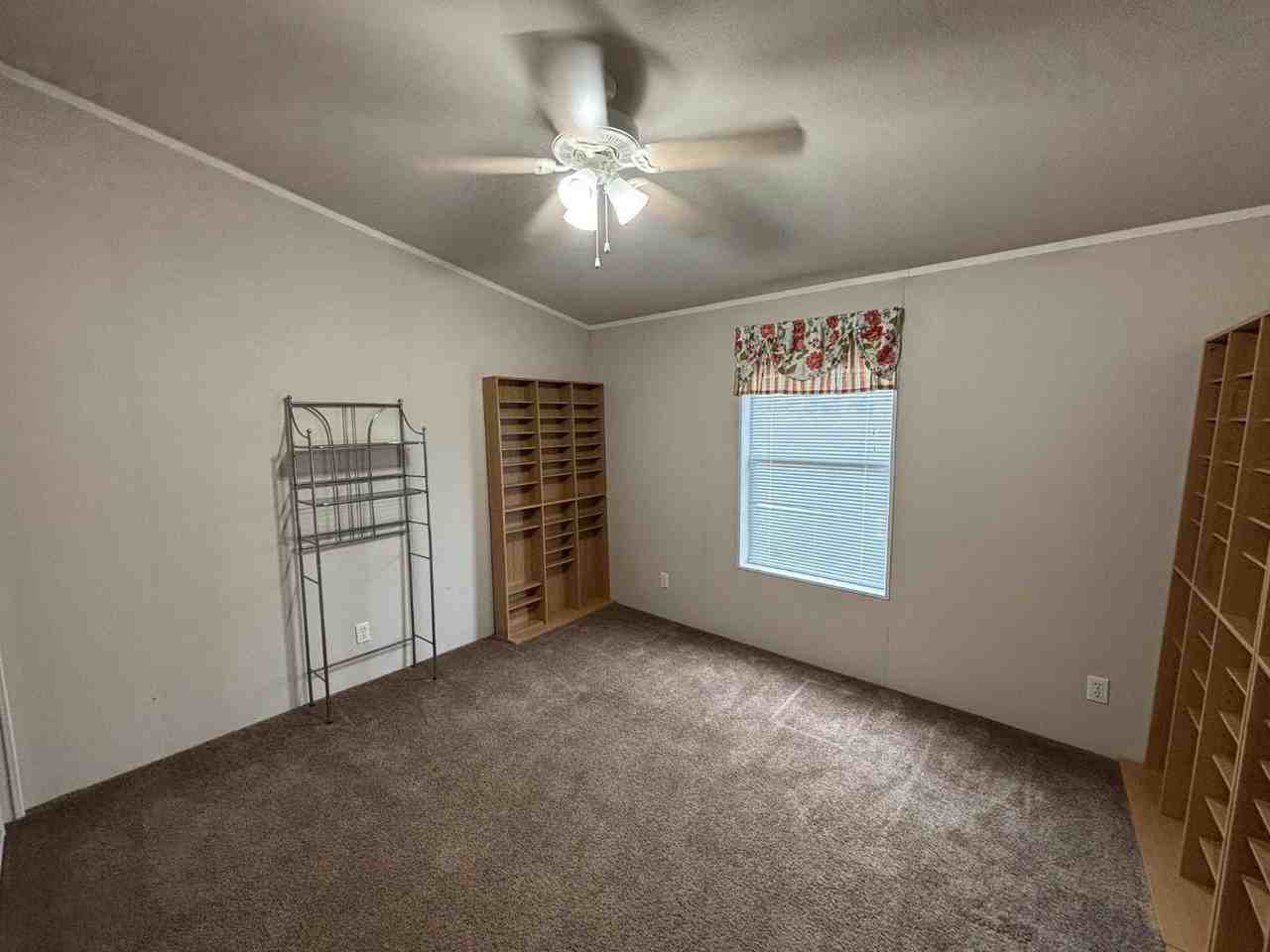17248 Bonita Rd - Photo 6 of 20