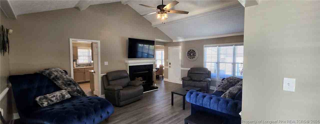 258 Kenwood Dr - Photo 4 of 23