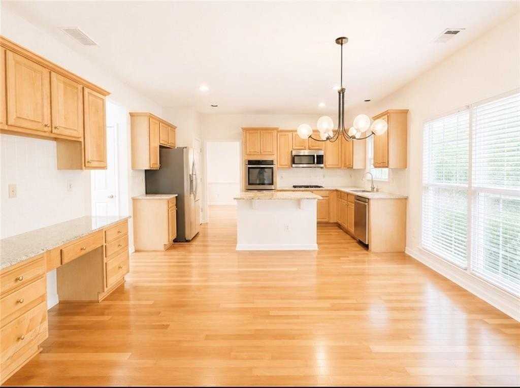 7430 Bronson Way - Photo 3 of 19