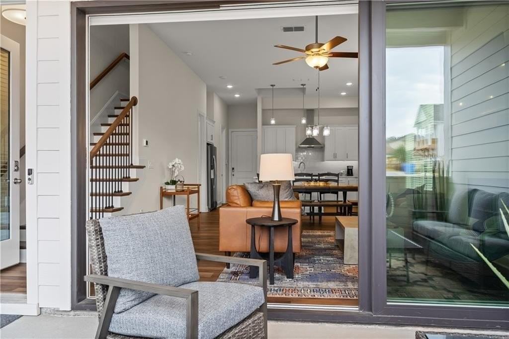 637 Stickley Oak Way - Photo 5 of 44