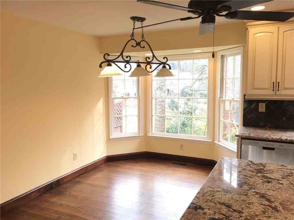 310 Milesford Ct - Photo 3 of 16