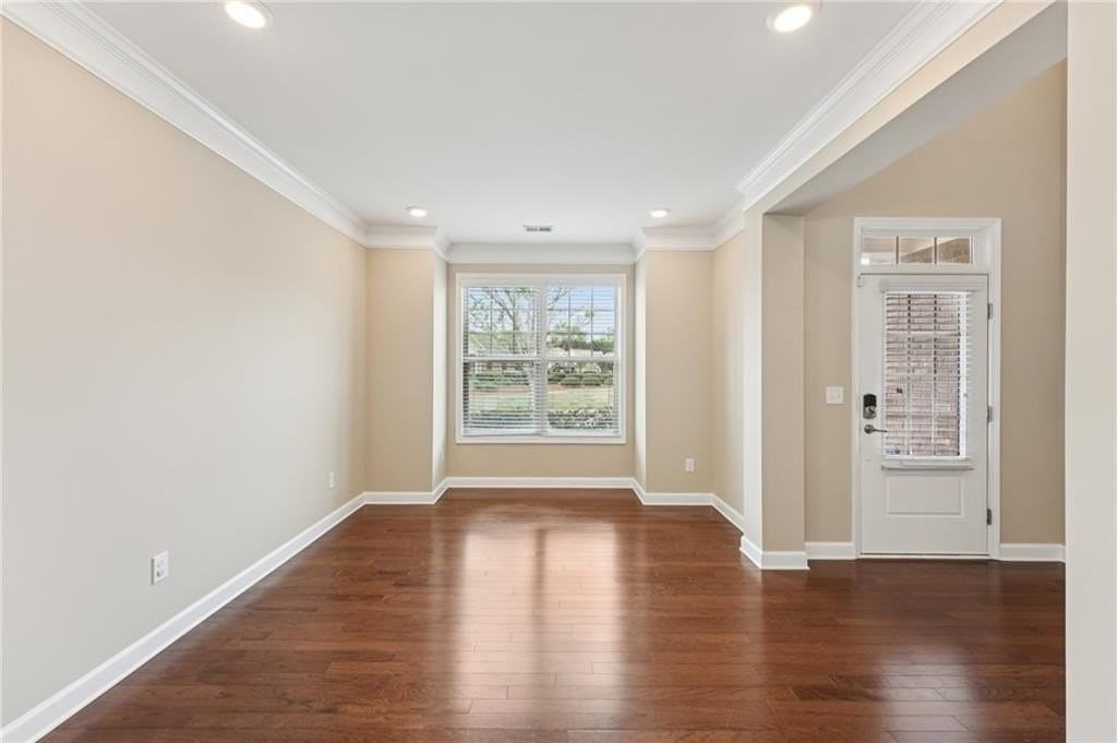 6370 Shiloh Woods Dr - Photo 6 of 50