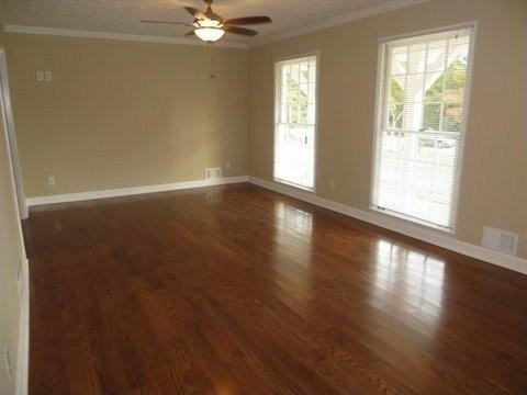 2366 Fairview Rd Se - Photo 2 of 17