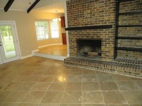 2366 Fairview Rd Se - Photo 4 of 17